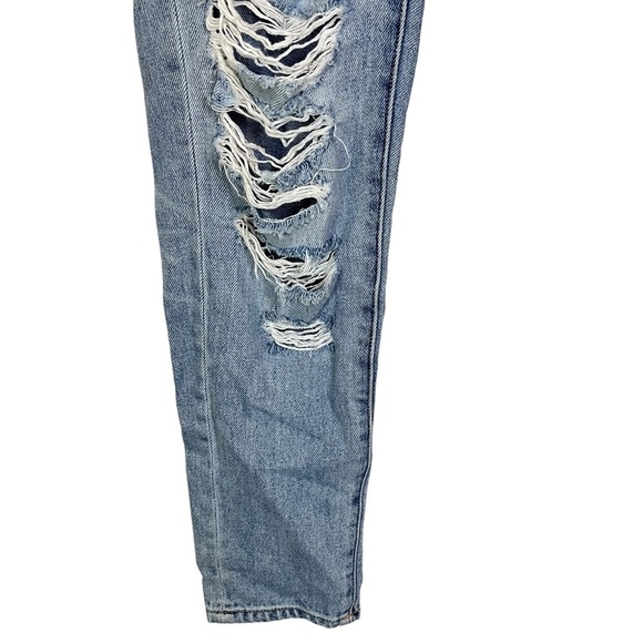 AMERICAN EAGLE HI-RISE GIRLFRIEND Distressed Medium Blue Wash Zip Fly Jeans sz 2 - Picture 4 of 16
